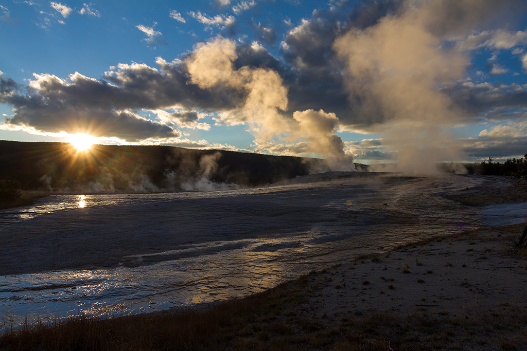 10-05 - 13.jpg - Yellowstone National Park, WY